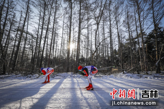 长春净月潭瓦萨国际滑雪节(资料图片)