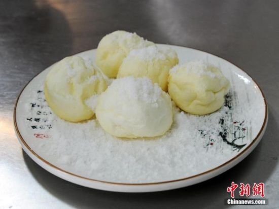 图为5月26日拍摄的吉菜“雪衣豆沙”。 中新社发 刘栋 摄