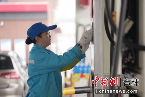 中國石油吉林銷售公司職技賽開幕：石油能手展風采
